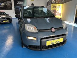 FIAT PANDA 1.0 HIBRID completo