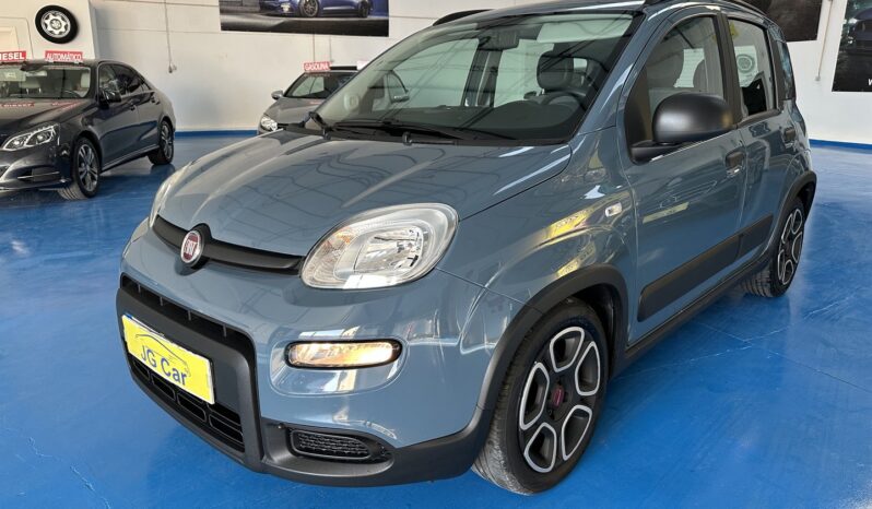 FIAT PANDA 1.0 HIBRID completo