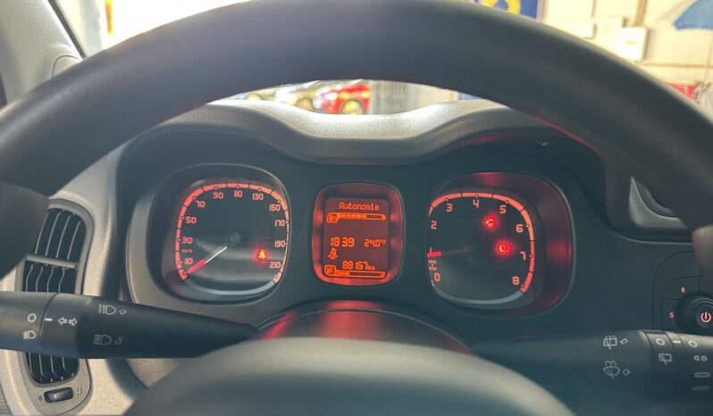 FIAT PANDA 1.0 HIBRID completo