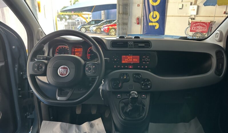 FIAT PANDA 1.0 HIBRID completo