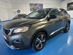 PEUGEOT 3008 1.2 130 CV completo
