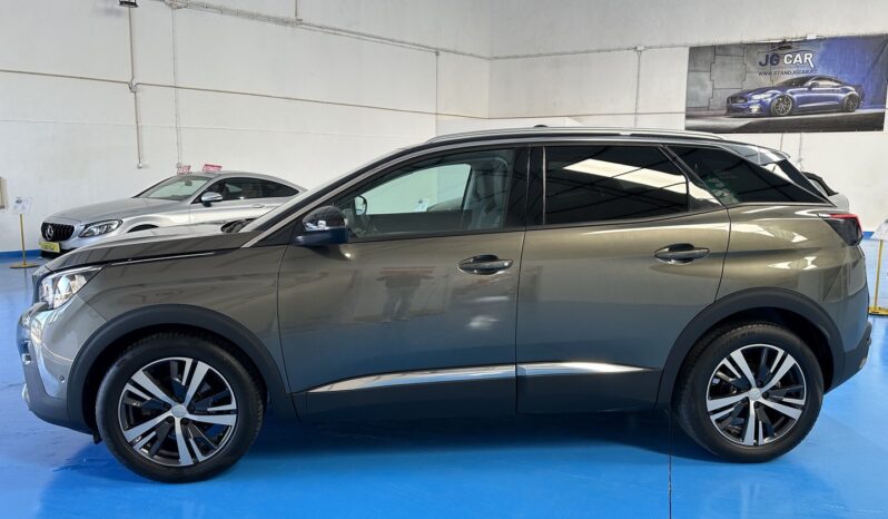 PEUGEOT 3008 1.2 130 CV completo