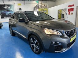 PEUGEOT 3008 1.2 130 CV completo