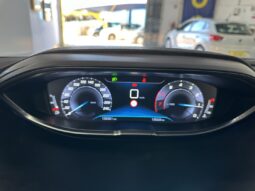 PEUGEOT 3008 1.2 130 CV completo