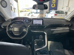 PEUGEOT 3008 1.2 130 CV completo